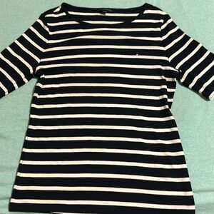 New without tag Tommy Hilfiger women’s size large dress or casual shirt